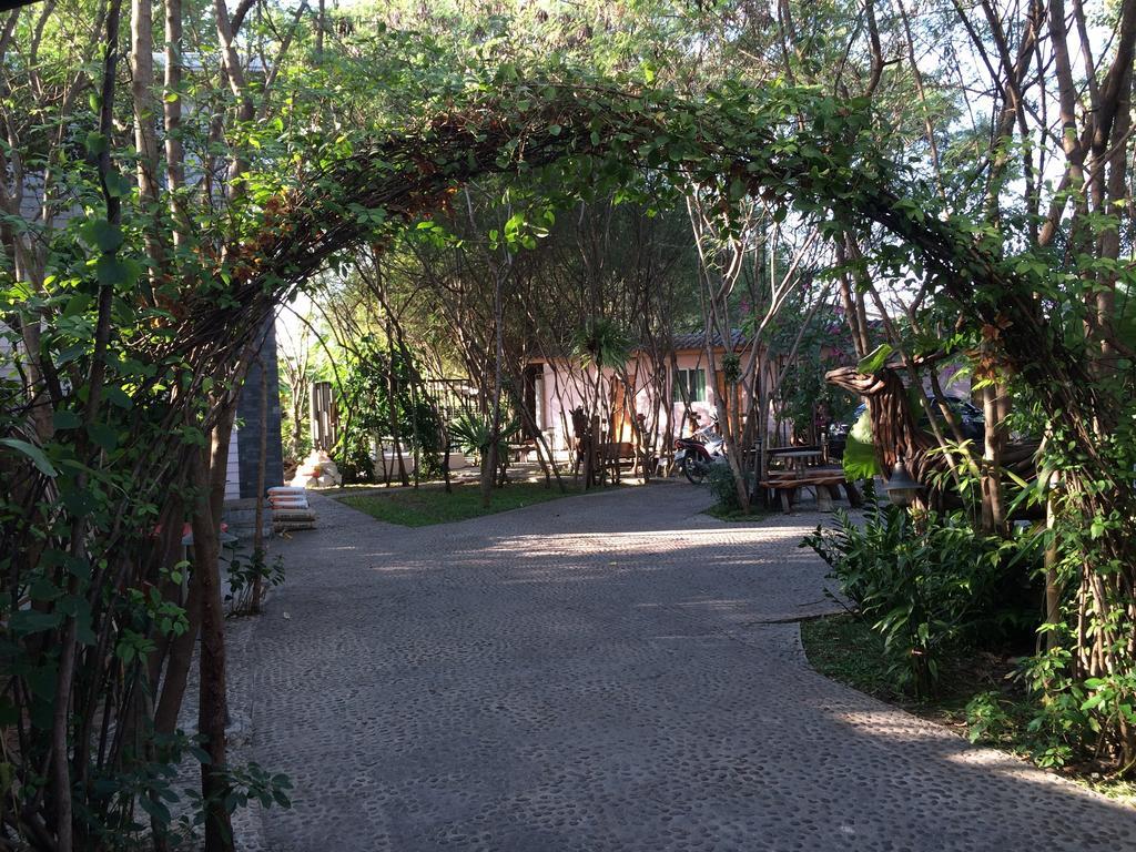 Oyo 276 The Resort Chonburi Exterior photo